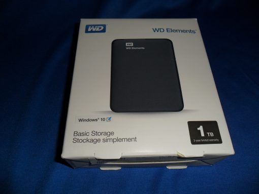 western-digital-elements-1tb-front-close.jpg